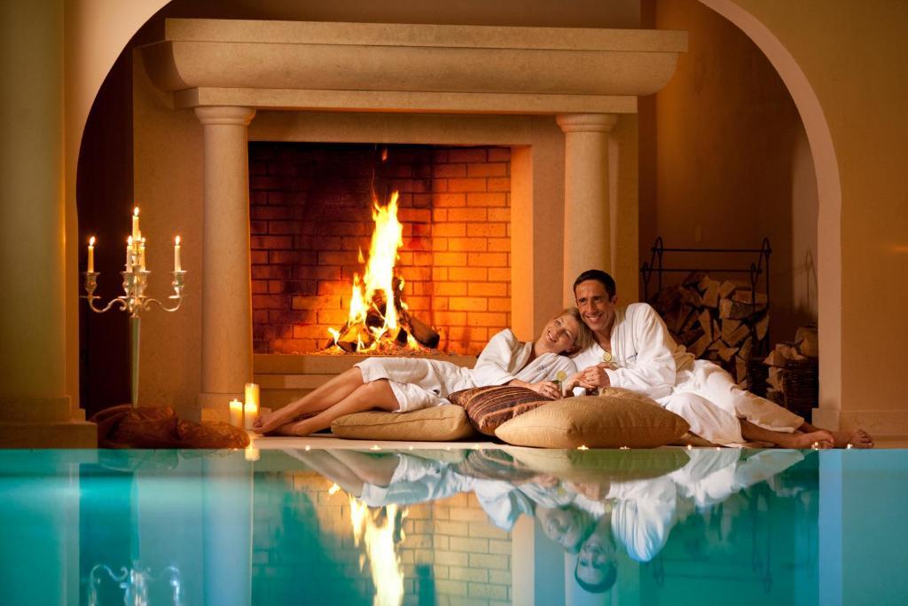 Yachthafenresidenz Hohe Duene Hotel Росток Екстериор снимка The Spa at The Westin